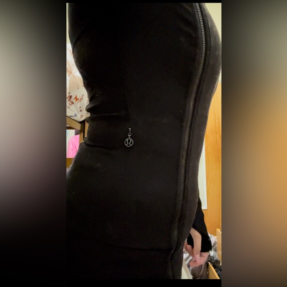CROSSOVER BLACK LULULEMON JACKET - Picture 5 of 6